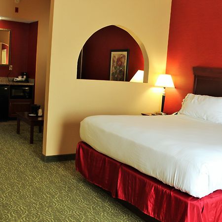 Holiday Inn Express & Suites Troy, An Ihg Hotel Bagian luar foto